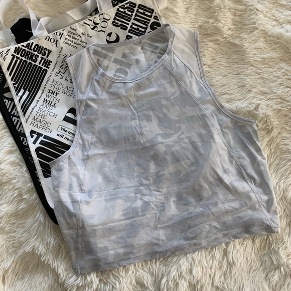 ❌SOLD❌Lululemon SCULPT TANK *CROPPED